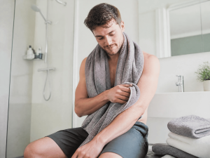 Which daily shower habits actually protect you against skin fungal infections?